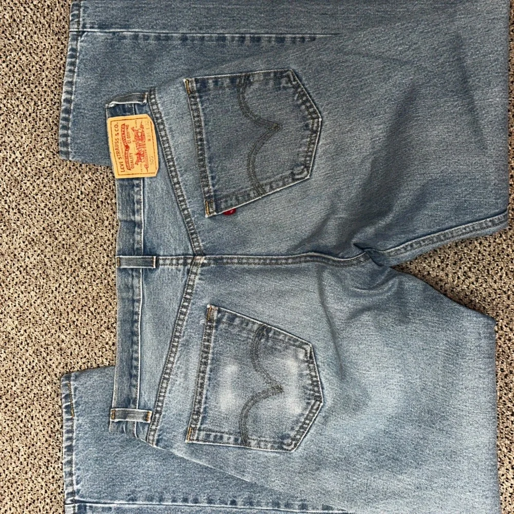 Levis 505 Regular Fit Jeans Mens 34x32 Medium Wash Blue Straight Leg Denim